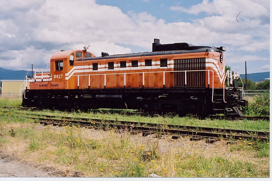 Alco RS3 Diesel Railroad Locomotives - NE Rails